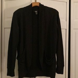 Athleta Girls Sweater with Pockets and Thumb Holes - Black - Size XL 14